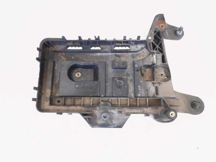 Boîtier de batterie d'un Volkswagen Golf, Autos : Pièces & Accessoires, Volkswagen, -, 3 mois de garantie, Utilisé