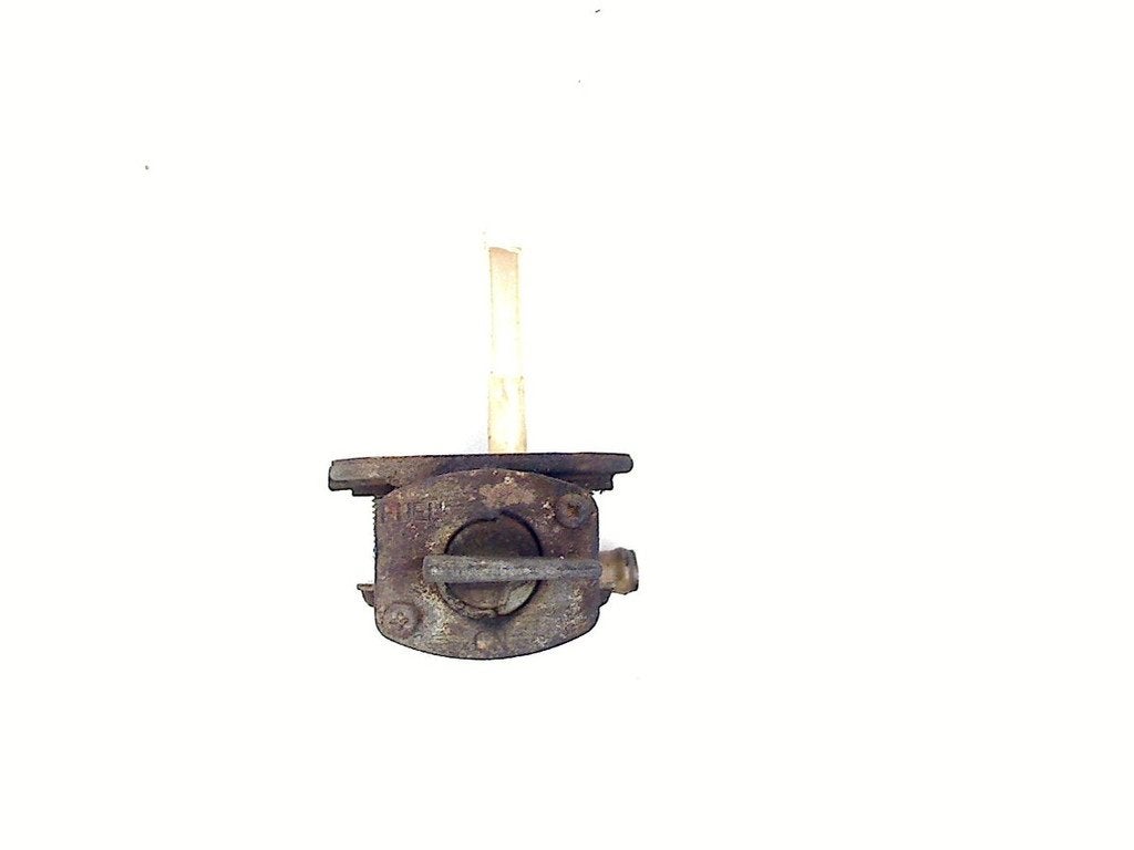 ROBINET DE CARBURANT Yamaha, Dhr. S. di Majo, Utilisé, Info@cama-motorparts.nl, P.J. Troelstraweg 8 8
3144 CX  MAASSLUIS, NL