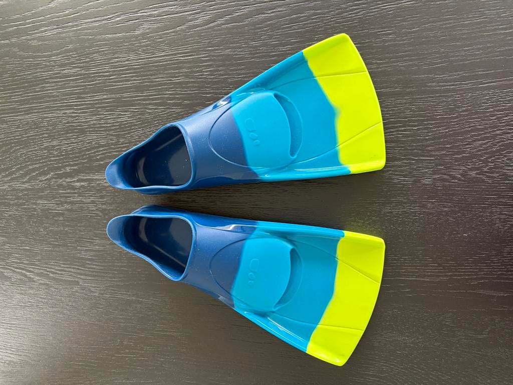 Zwemvliezen - nieuwstaat, Watersport en Boten, Snorkelen, Ophalen of Verzenden, Zo goed als nieuw