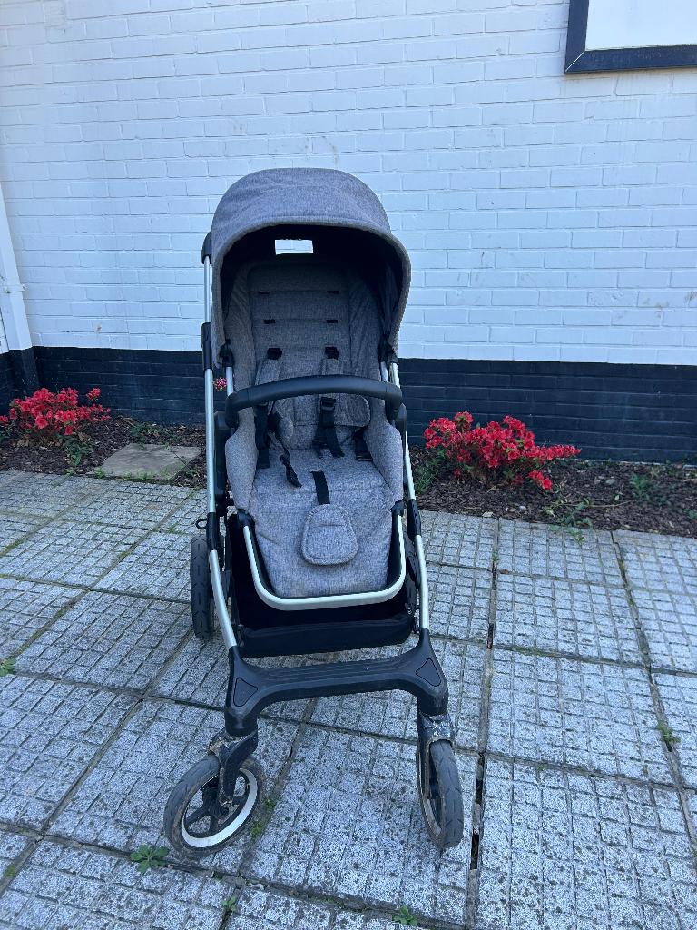 Poussette Thule Sleek (Gris chiné) - Confortable et Robuste, Autres marques, Enlèvement, Utilisé, Poussette