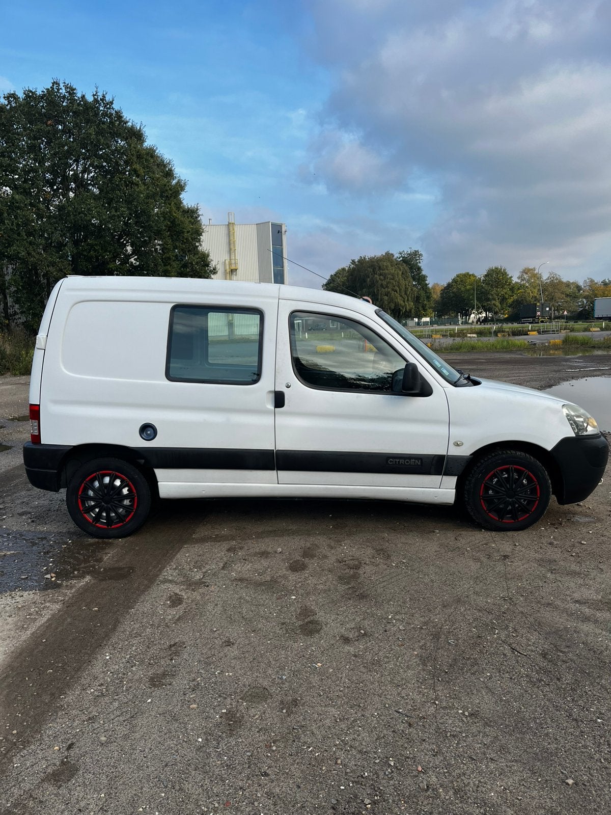 Berlingo 1.9D – Lichte vracht – Airco – Dealer onderhouden, 4 deurs, Stof, 4 cilinders, Citroën