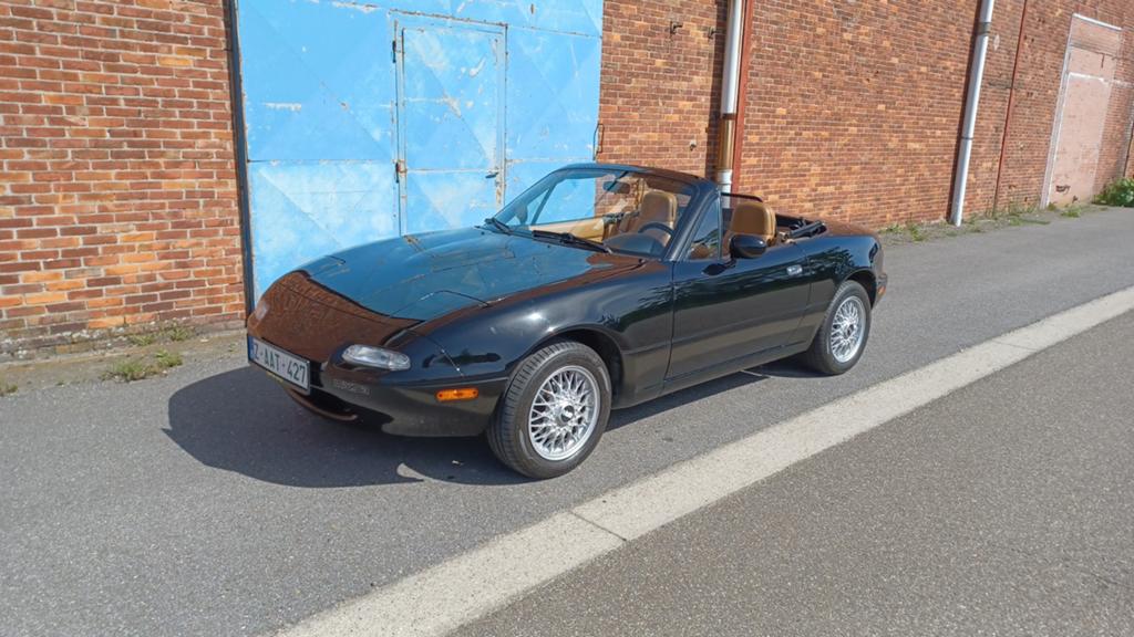 Mazda MX-5 "Black Miata", Achterwielaandrijving, Cabriolet, 1600 cc, Leder