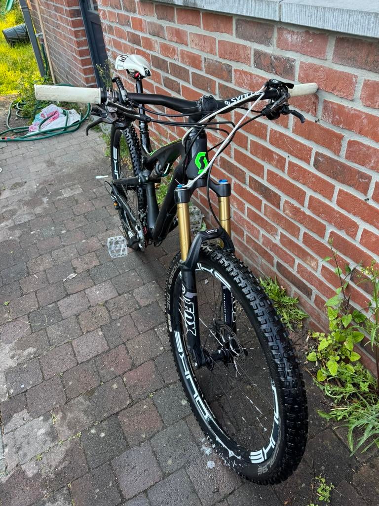 Scott Genius 700 Premium 2016 volledig carbon, Fietsen en Brommers, Ophalen, Zo goed als nieuw