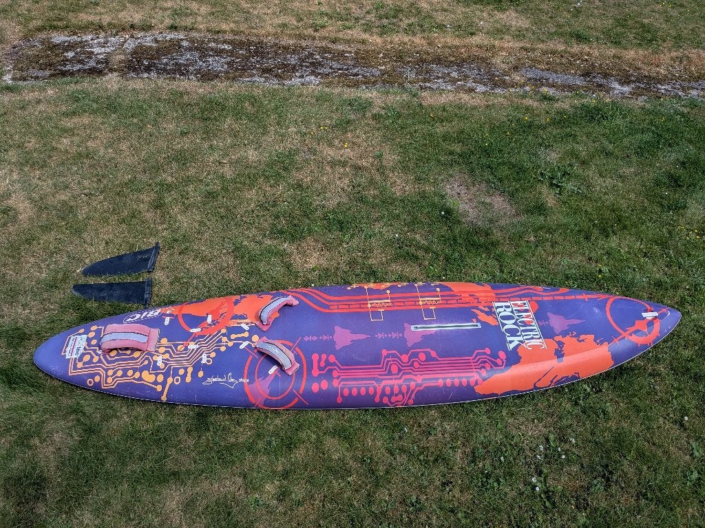 surfplank bic electric rock + 5.0 zeil, Ophalen, Gebruikt, Met vin(nen), Zeil