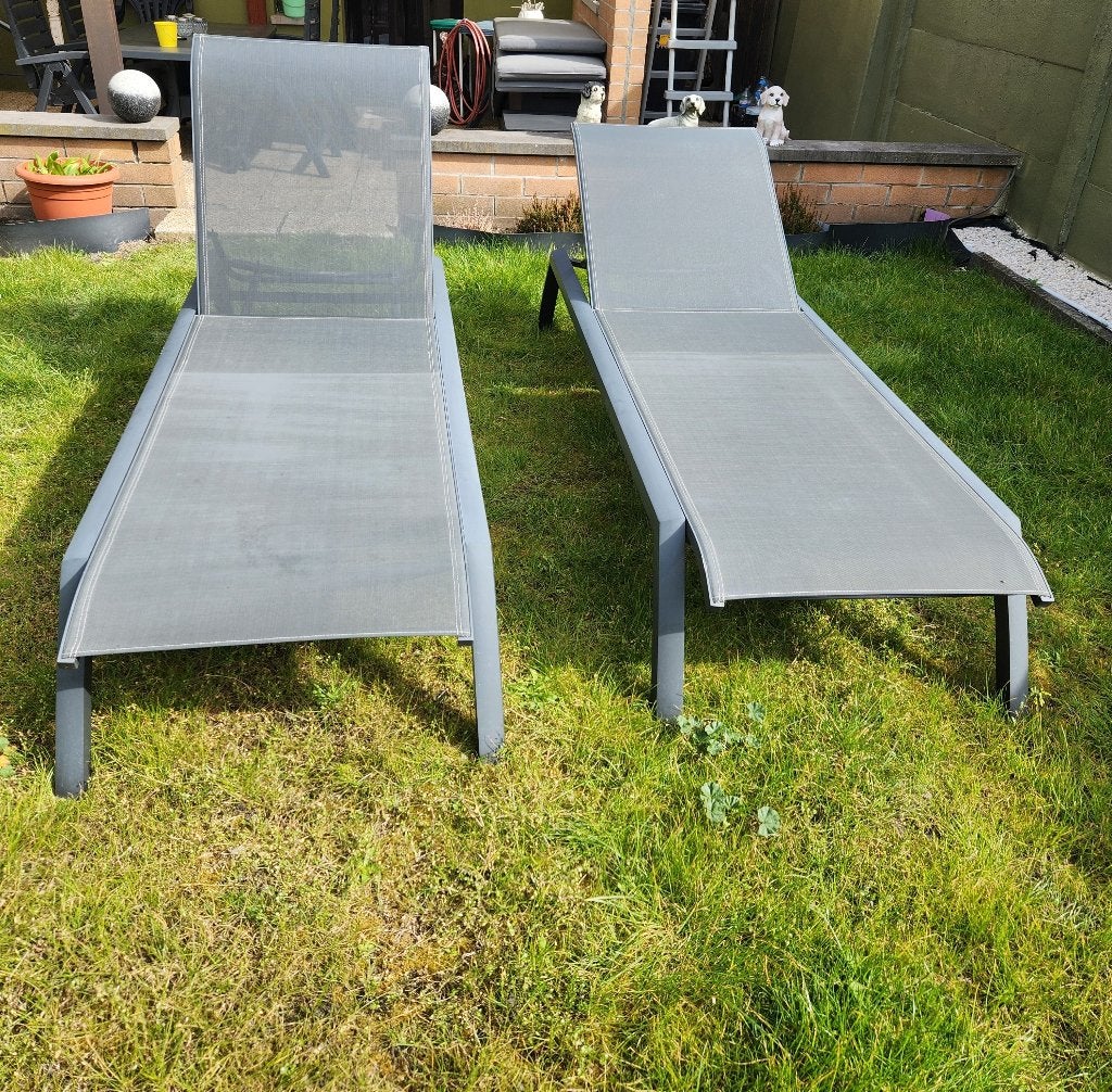 2 ligstoelen voor bij het zwembad, Ophalen, Zo goed als nieuw, Aluminium, Verstelbaar