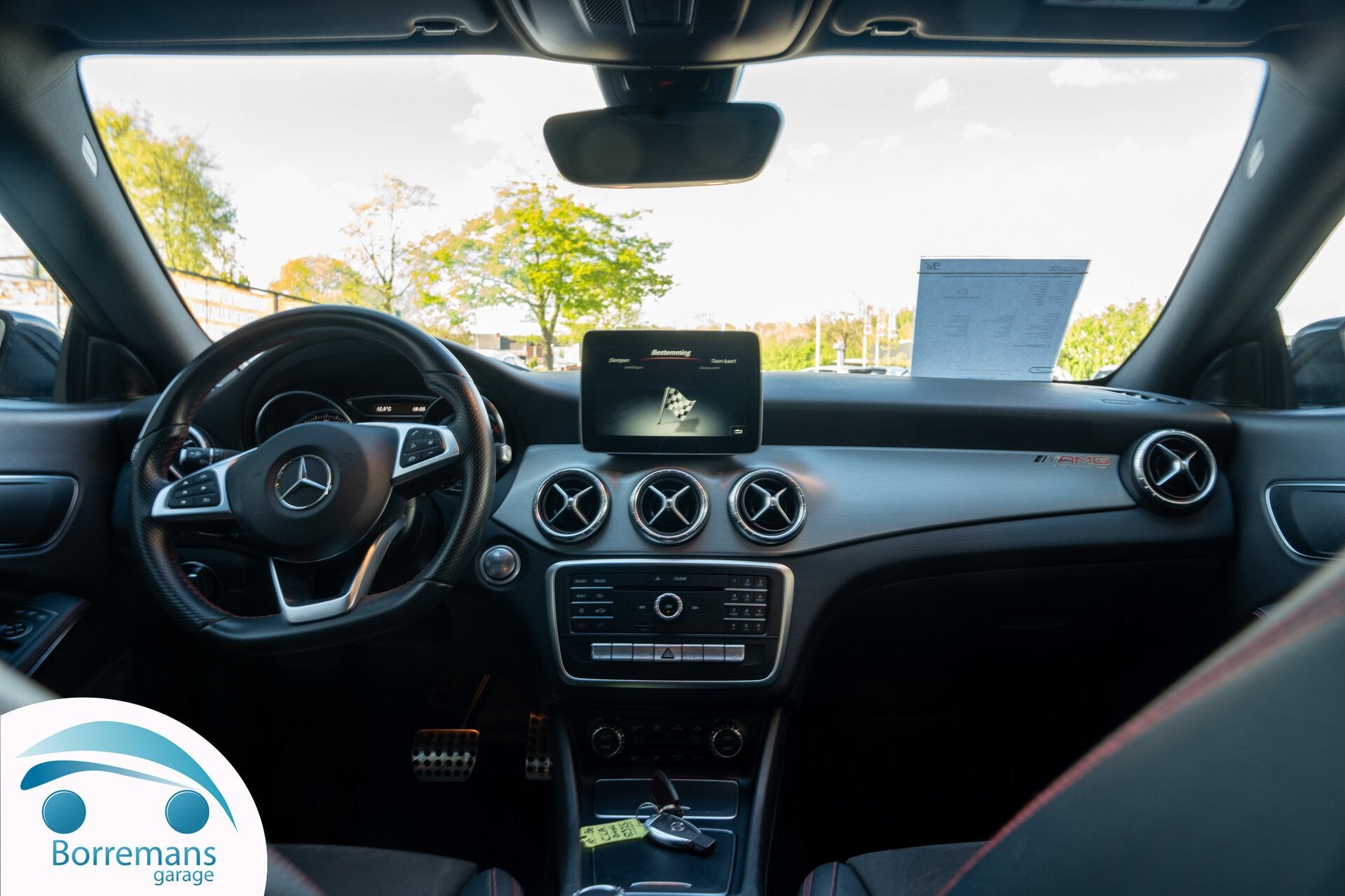 Mercedes-Benz CLA 180 | Navi | Camera | Premium Uitstraling, Auto's, Mercedes-Benz, CLA, 4 cilinders, Parkeersensor, 5 deurs