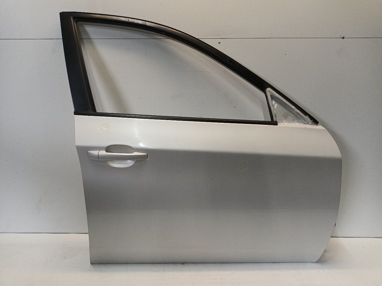 Portier rechts voor Subaru Impreza, Subaru, Onderdelen@venauto.nl, Van der Ven Autorecycling B.V., Gebruikt