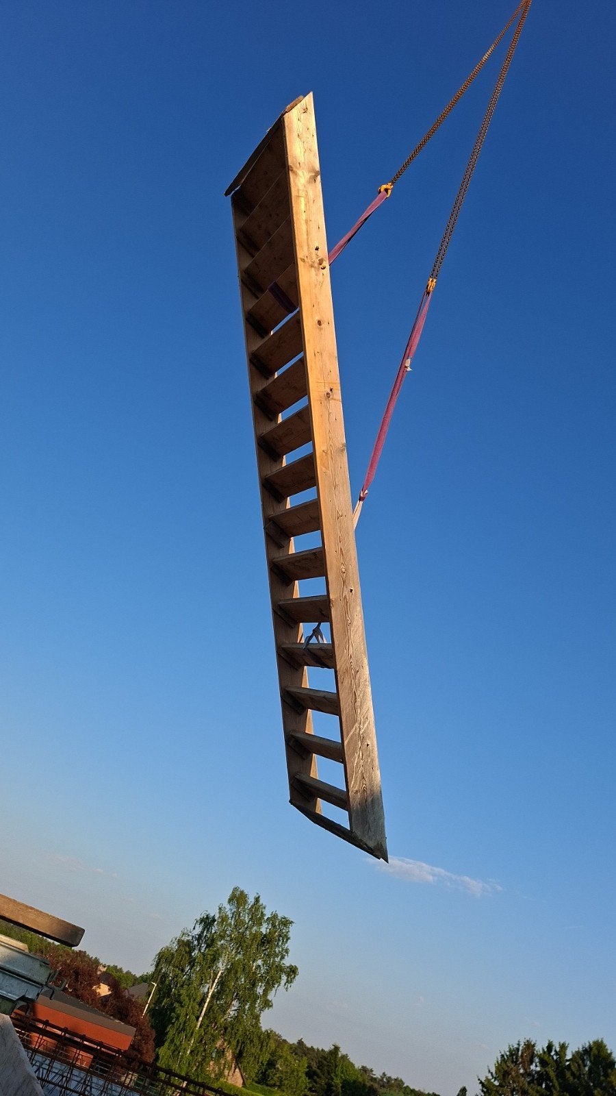 Te koop: 2 houten werftrappen (250cm & 270cm) / open treden, Enlèvement ou Envoi