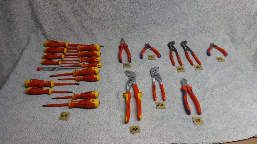 outillages divers, Bricolage & Construction, Enlèvement ou Envoi, Neuf, Pince, Knipex