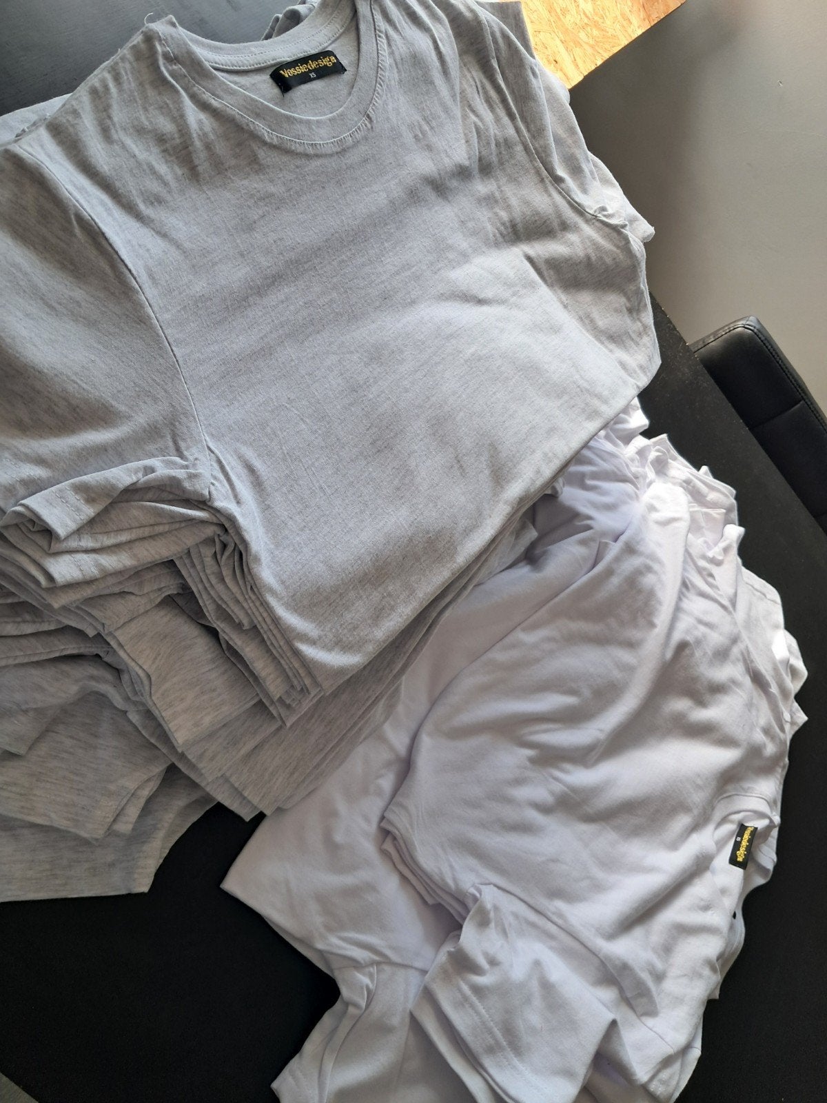 T-shirts et sweats à capuche neufs et non utilisés !, Enlèvement ou Envoi, Neuf