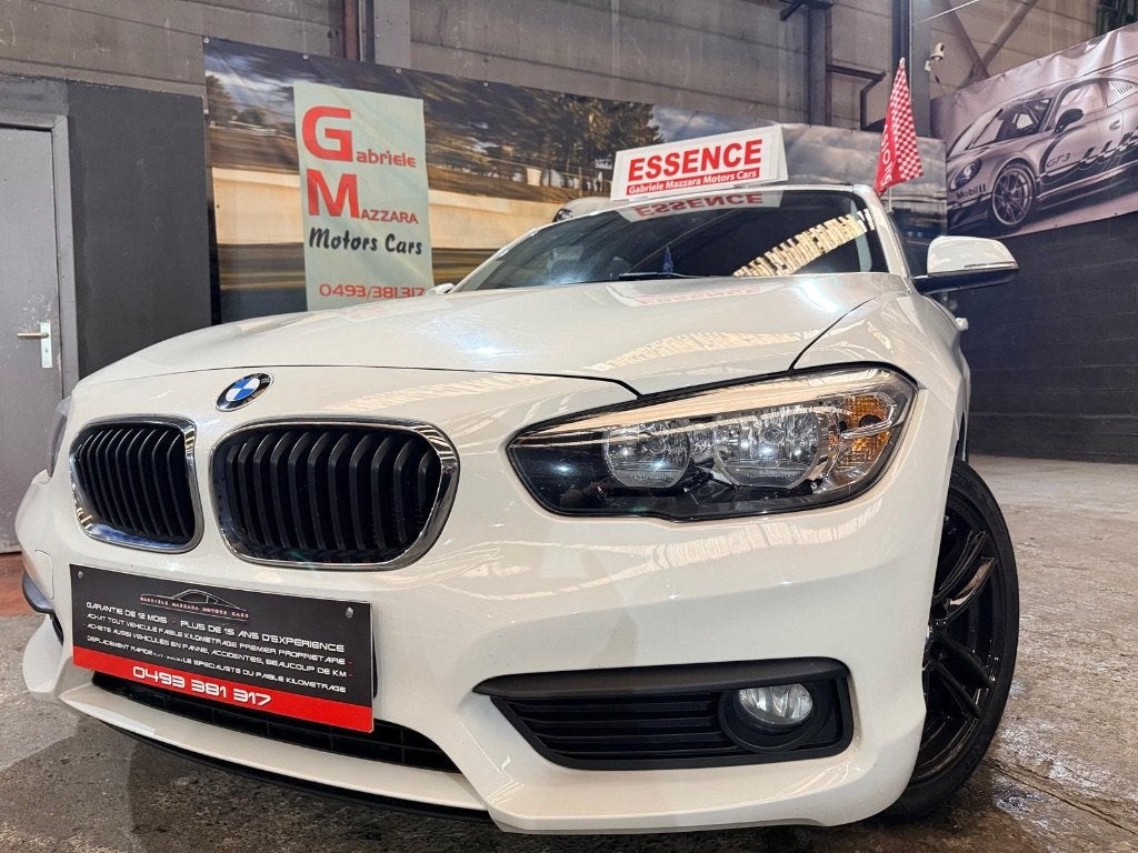 BMW 116i Bluetooth PDC Airco LED aluminium velgen, Auto's, BMW, Stof, Euro 6, Wit, Handgeschakeld