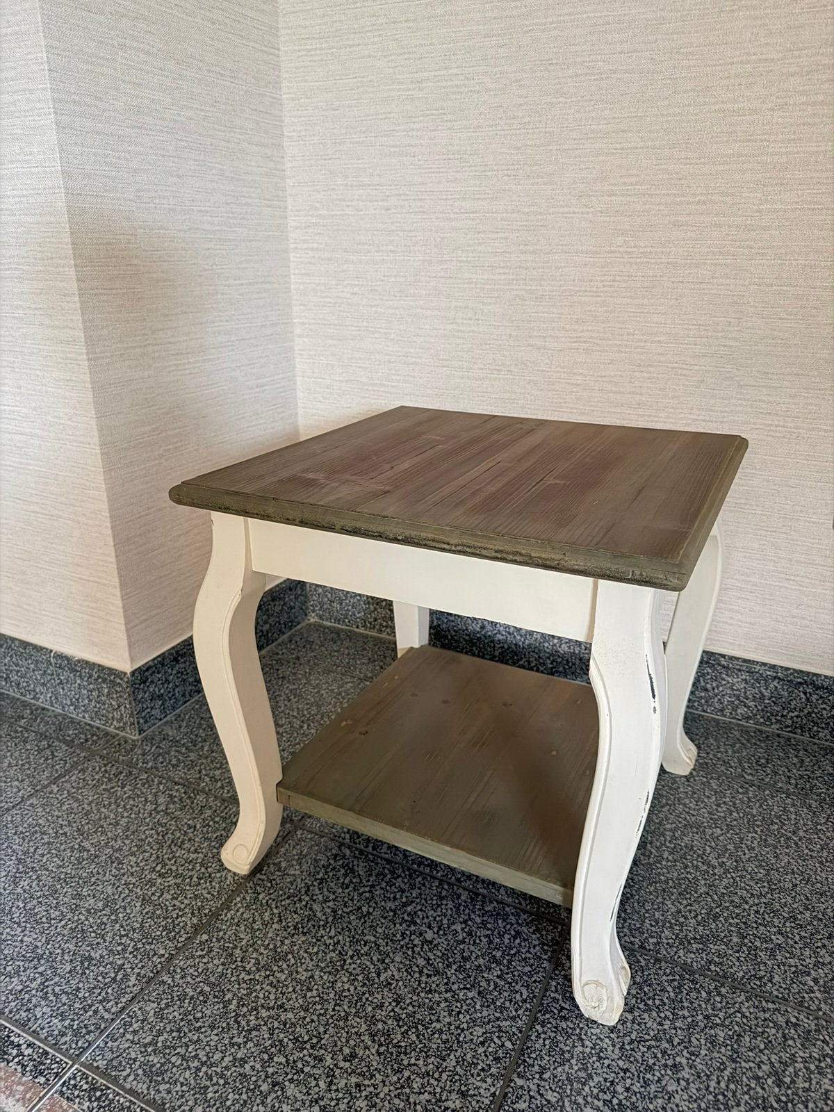Landelijk houten bijzettafeltje 45  45 cm – vintage stijl, Huis en Inrichting, Minder dan 55 cm, Gebruikt, Vierkant, Hout