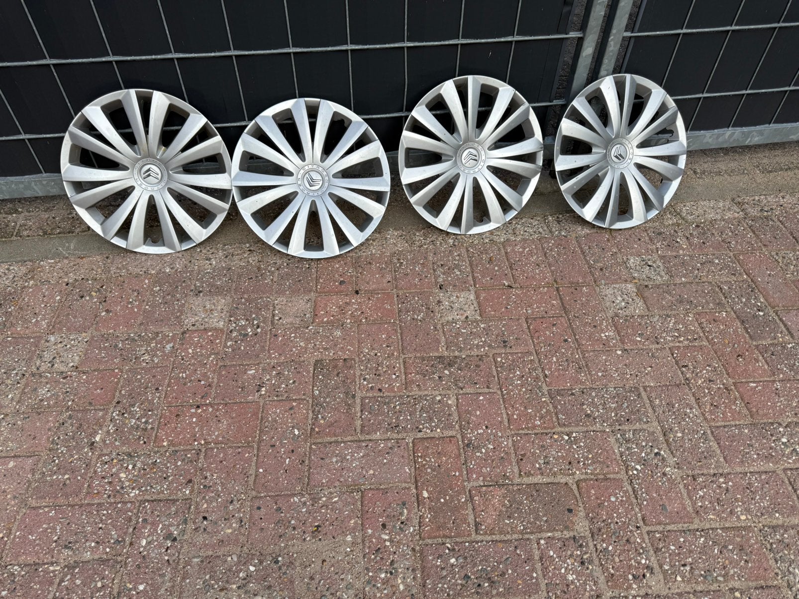 Wieldeksels , wieldoppen 16 inch Citroën, Autos : Divers, Enjoliveurs, Comme neuf, Enlèvement ou Envoi