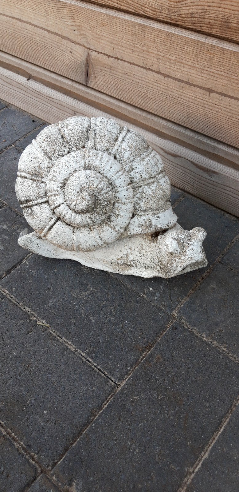 Betonnen tuinbeeld slak, Tuin en Terras, Ophalen, Gebruikt