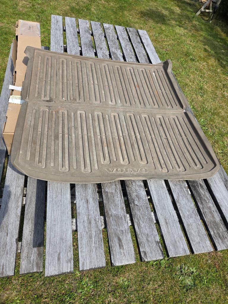 Protection étanche pour coffre VOLVO V90 + Cross Country, Autos : Pièces & Accessoires, Enlèvement, Utilisé, Volvo