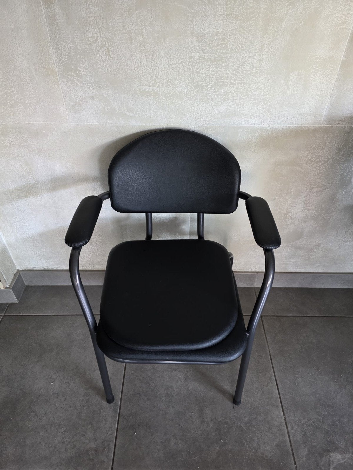 Toiletstoel, Huis en Inrichting, Stoelen, Ophalen