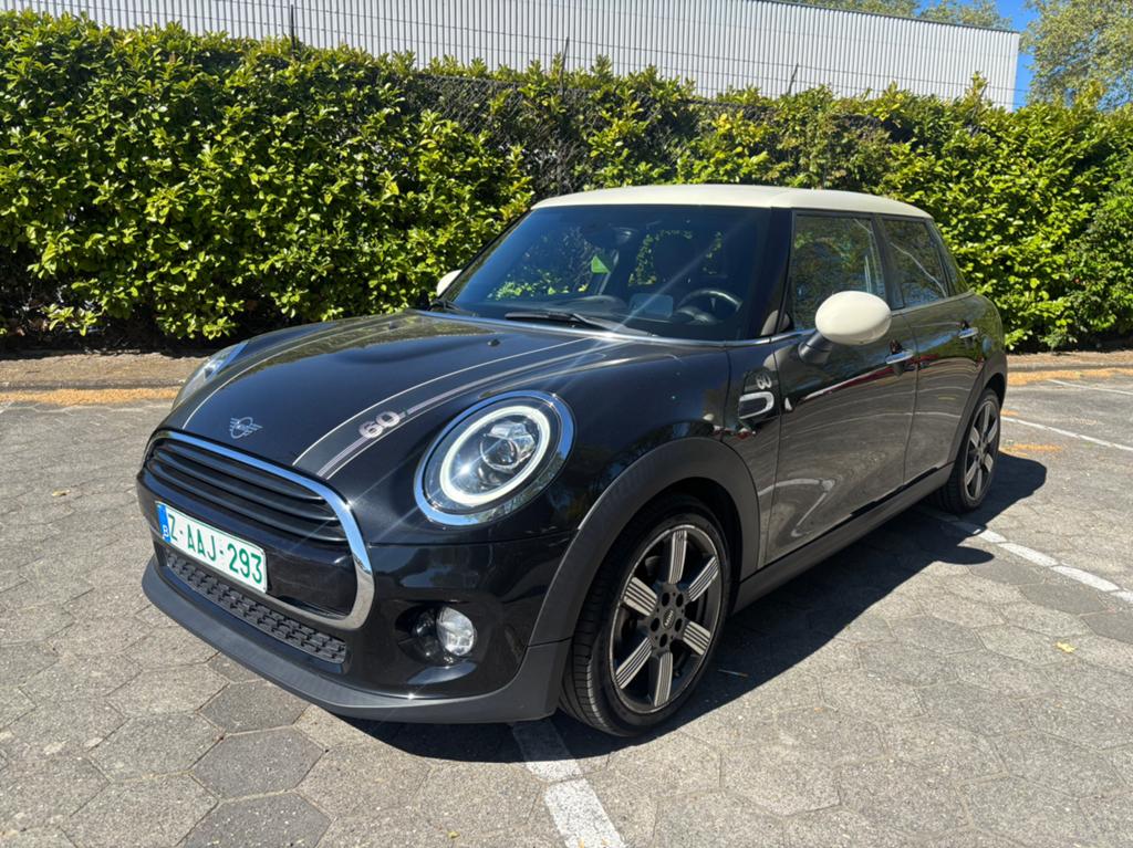Mini Cooper benzine AUTOMAAT 2019 beperkte oplage i, Auto's, Mini, Euro 6, Zwart, Leder, 3 cilinders