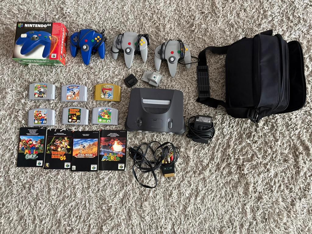 Nintendo 64, Games en Spelcomputers, Spelcomputers | Nintendo Game Boy, Gebruikt, Met games, Met beschermhoes of tas, Ophalen