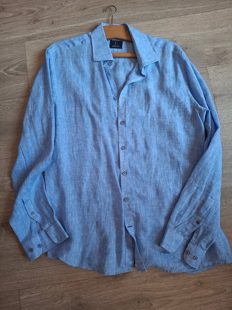 hemd Upper Easr regular Fit 41/42 in nieuwstaat, Kleding | Heren, Overhemden, Blauw, Ophalen of Verzenden, Zo goed als nieuw, Halswijdte 41/42 (L)