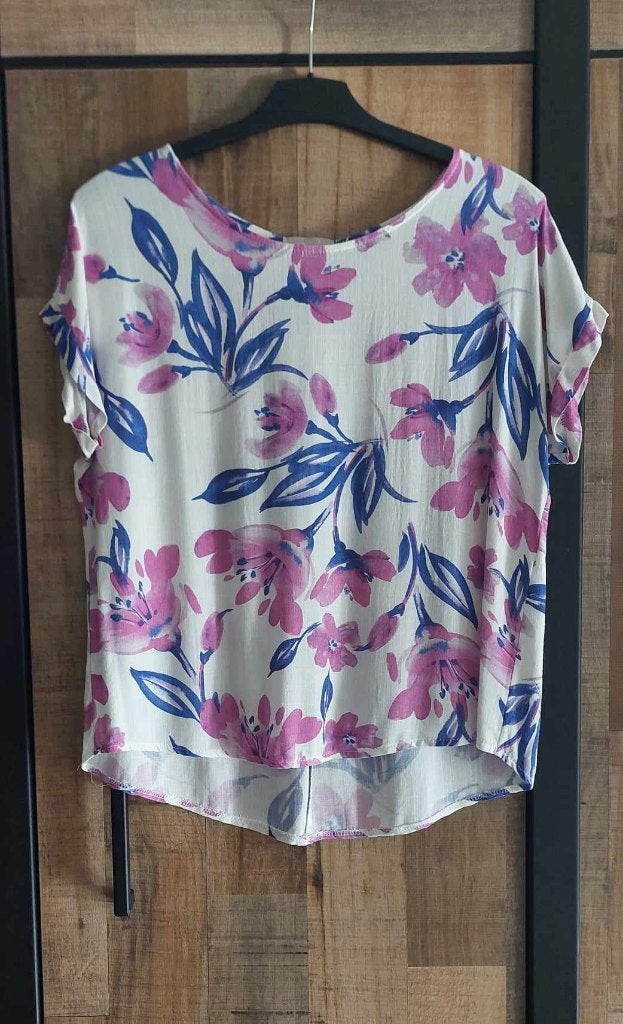 2 blouses maat 40 nu 5 € stuk of samen 8 €, Kleding | Dames, Ophalen of Verzenden, Zo goed als nieuw, Maat 38/40 (M)