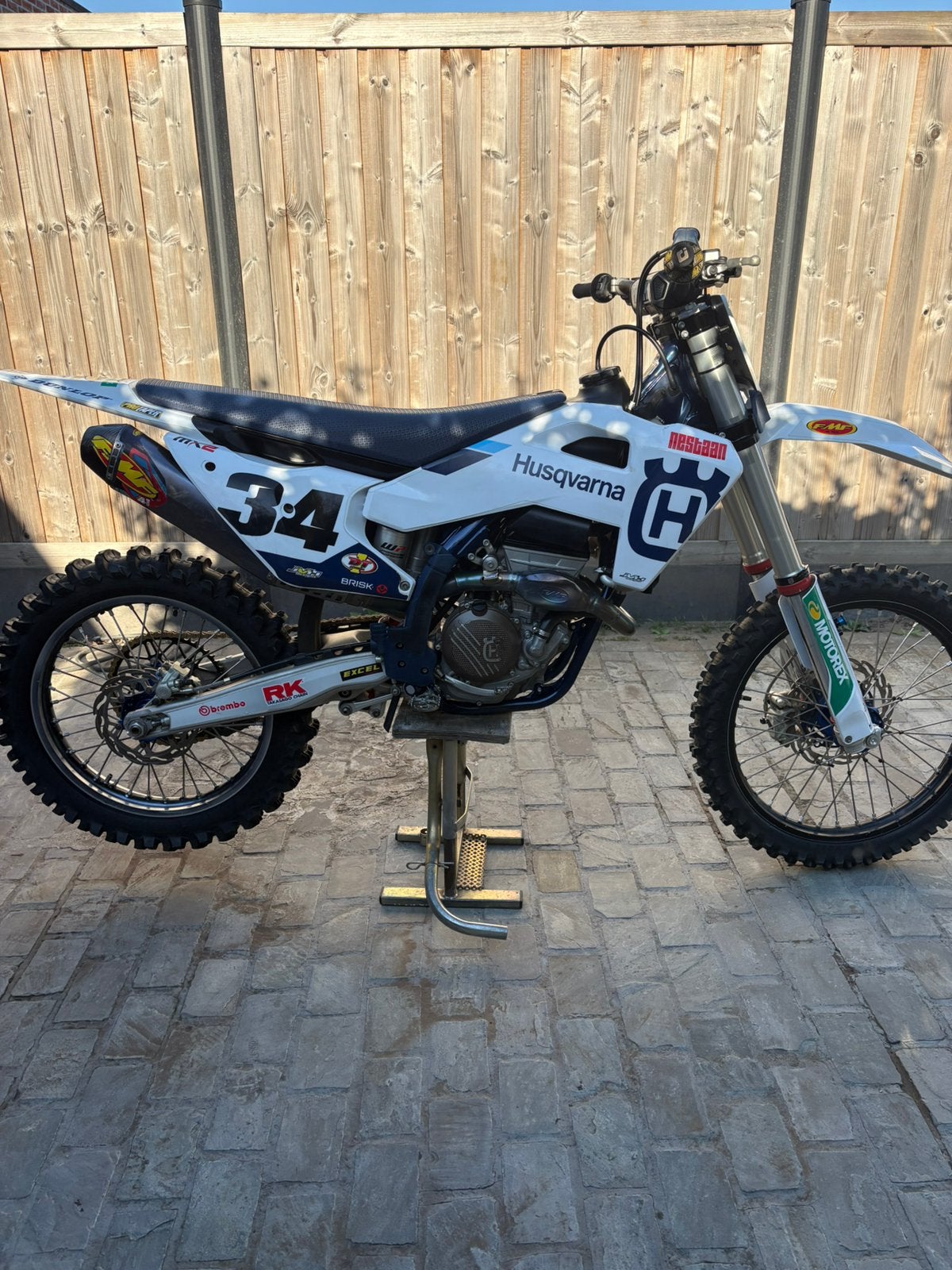 Husqvarna 250cc 4t 25’, Ophalen, Zo goed als nieuw, Uitlaat