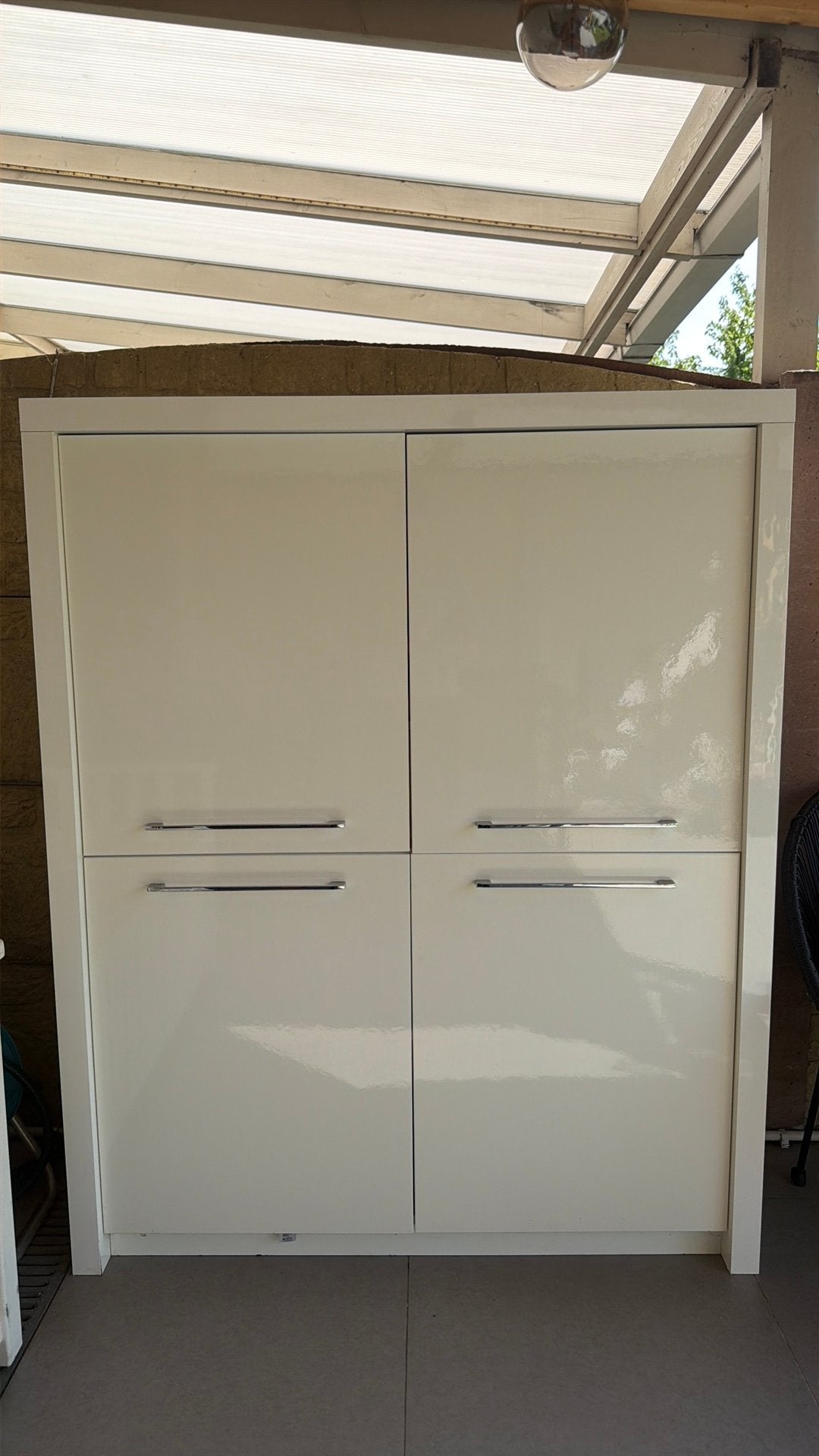Witte kast, Ophalen, Gebruikt, 150 tot 200 cm