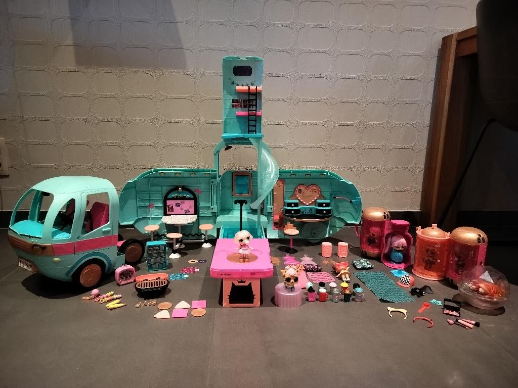 LOL Glamper + extra's, Enfants & Bébés, Jouets | Maisons de poupées, Utilisé, Maison de poupées, Enlèvement