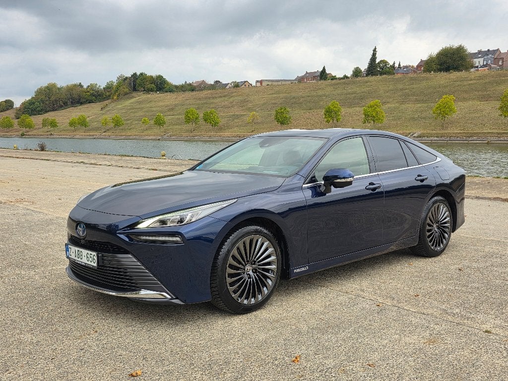 Toyota  Mirai electric drive 134 kW Luxury, Autos, Cuir, Achat, Noir, Automatique