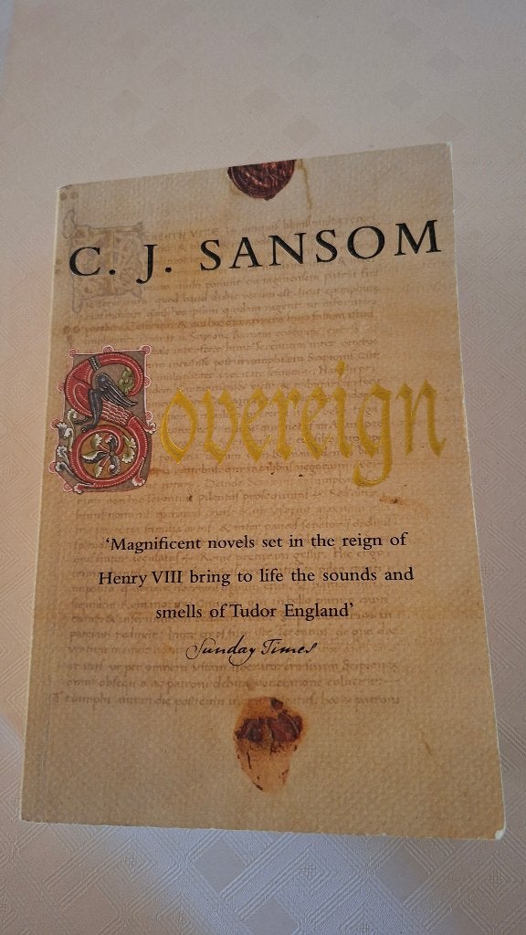 historical mystery novel : Sovereign, Ophalen of Verzenden, Zo goed als nieuw