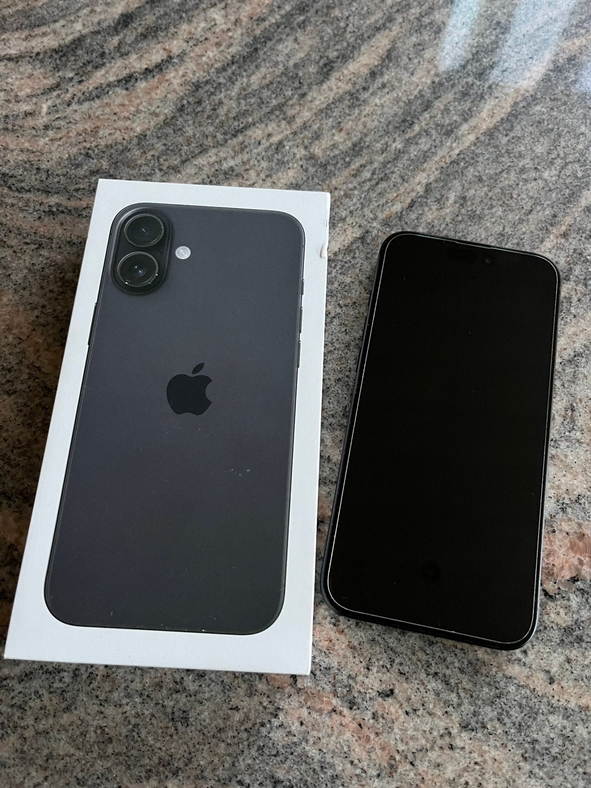 Iphone 16 plus - zo goed als nieuw - 128 GB, Telecommunicatie, Mobiele telefoons | Apple iPhone, Ophalen of Verzenden, Zo goed als nieuw
