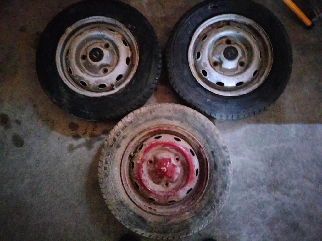 Velgen voor Renault r4, Ophalen