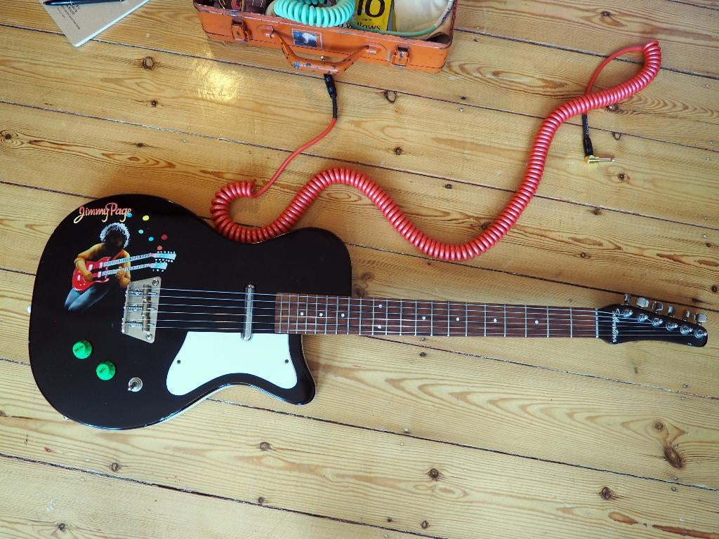 Silvertone Danelectro U-1 jaren ’60 – Player Grade, Muziek en Instrumenten, Snaarinstrumenten | Gitaren | Elektrisch, Gebruikt