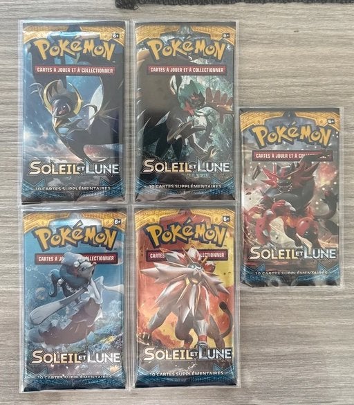 VEND  bonjour , je vends plusieurs artset de booster, Enlèvement ou Envoi, Neuf, Booster