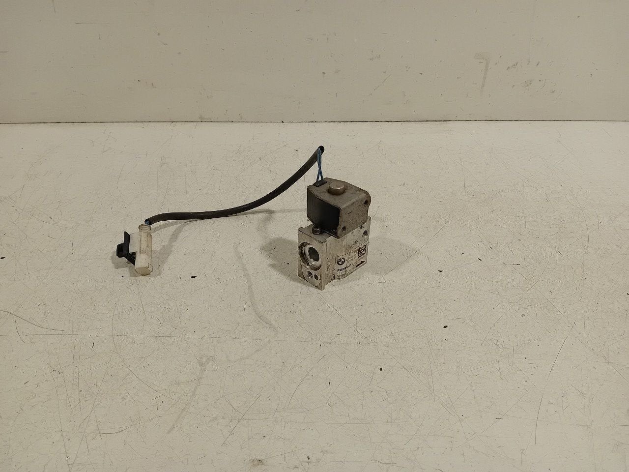 Sensor diversen BMW i3, Onderdelen@venauto.nl, Van der Ven Autorecycling B.V., Ettenseweg 76, 4706 PB Roosendaal, The Netherlands