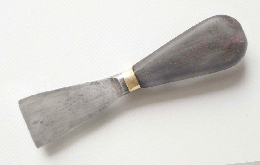 Couteau authentique d'artiste peintre pour collection., Envoi, Utilisé