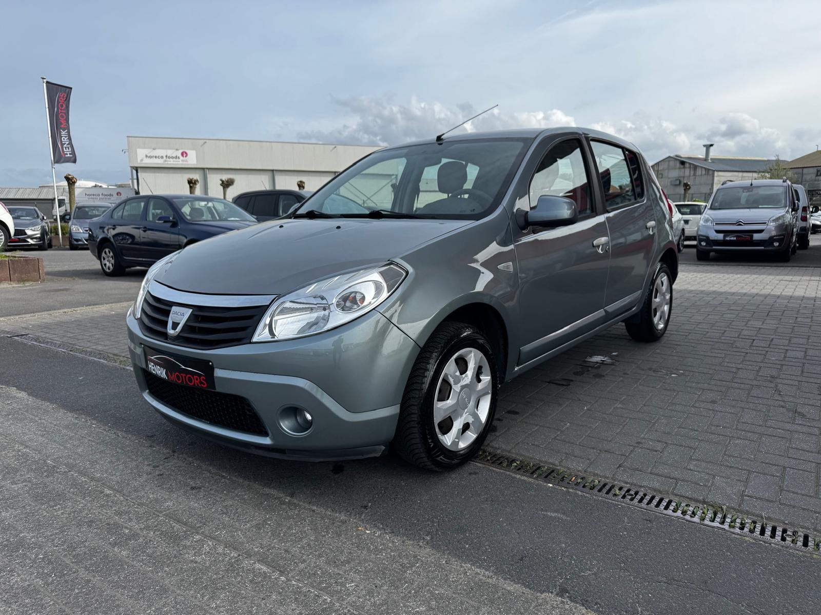 Dacia Sandero 1.1i •Airco• •GARANTIE•[KEURING + CARPASS], Autos, Dacia, Entreprise, Sandero, Essence, Achat