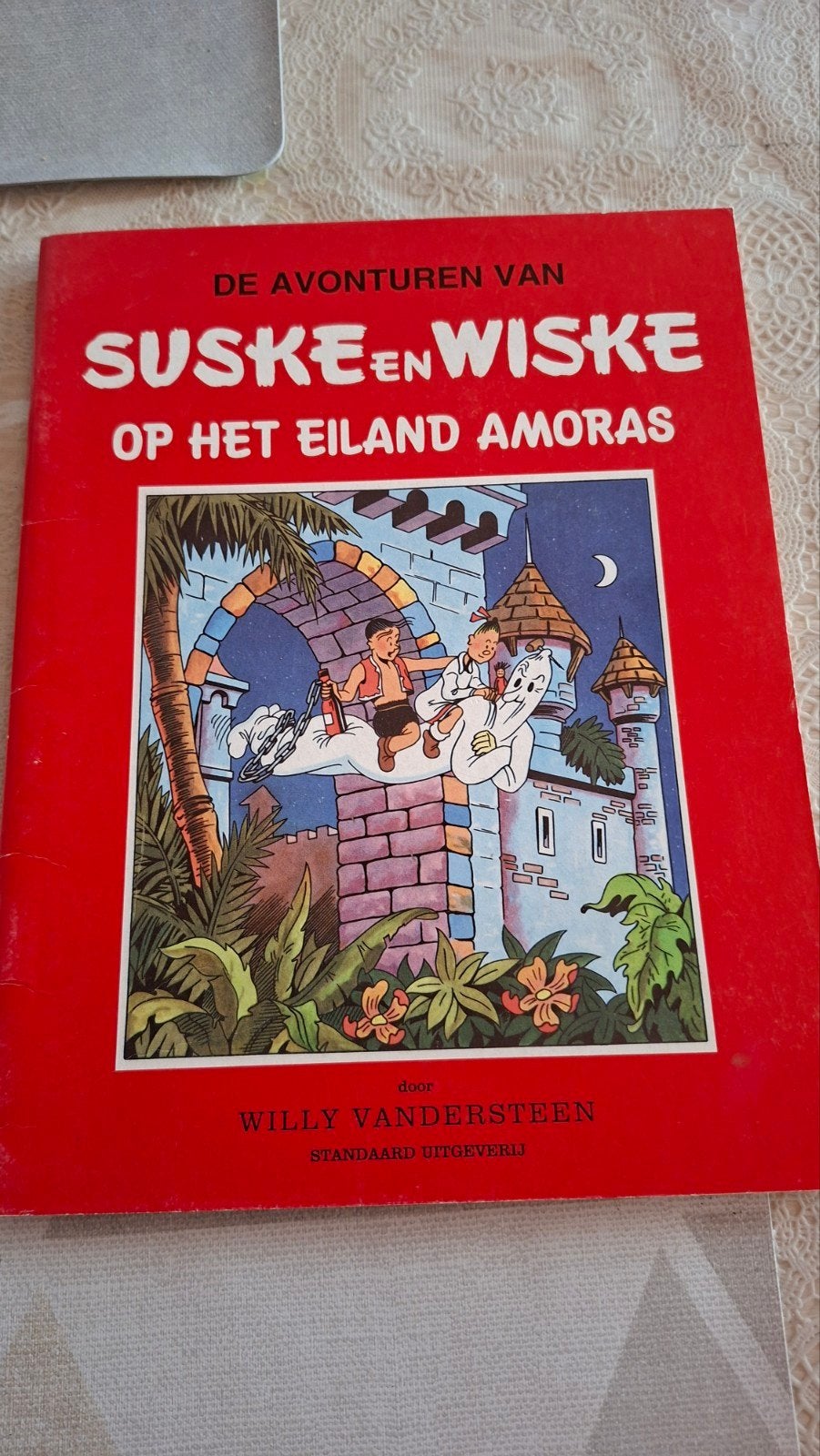 op het eiland amoras, Boeken, Eén stripboek, Ophalen, Zo goed als nieuw, Willy vandersteen