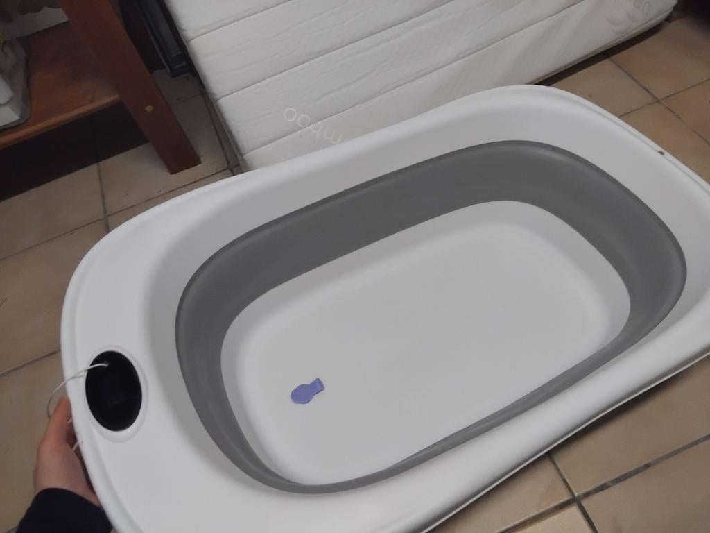 Baignoire pliable pour bébé avec thermomètre, Enfants & Bébés, Enlèvement