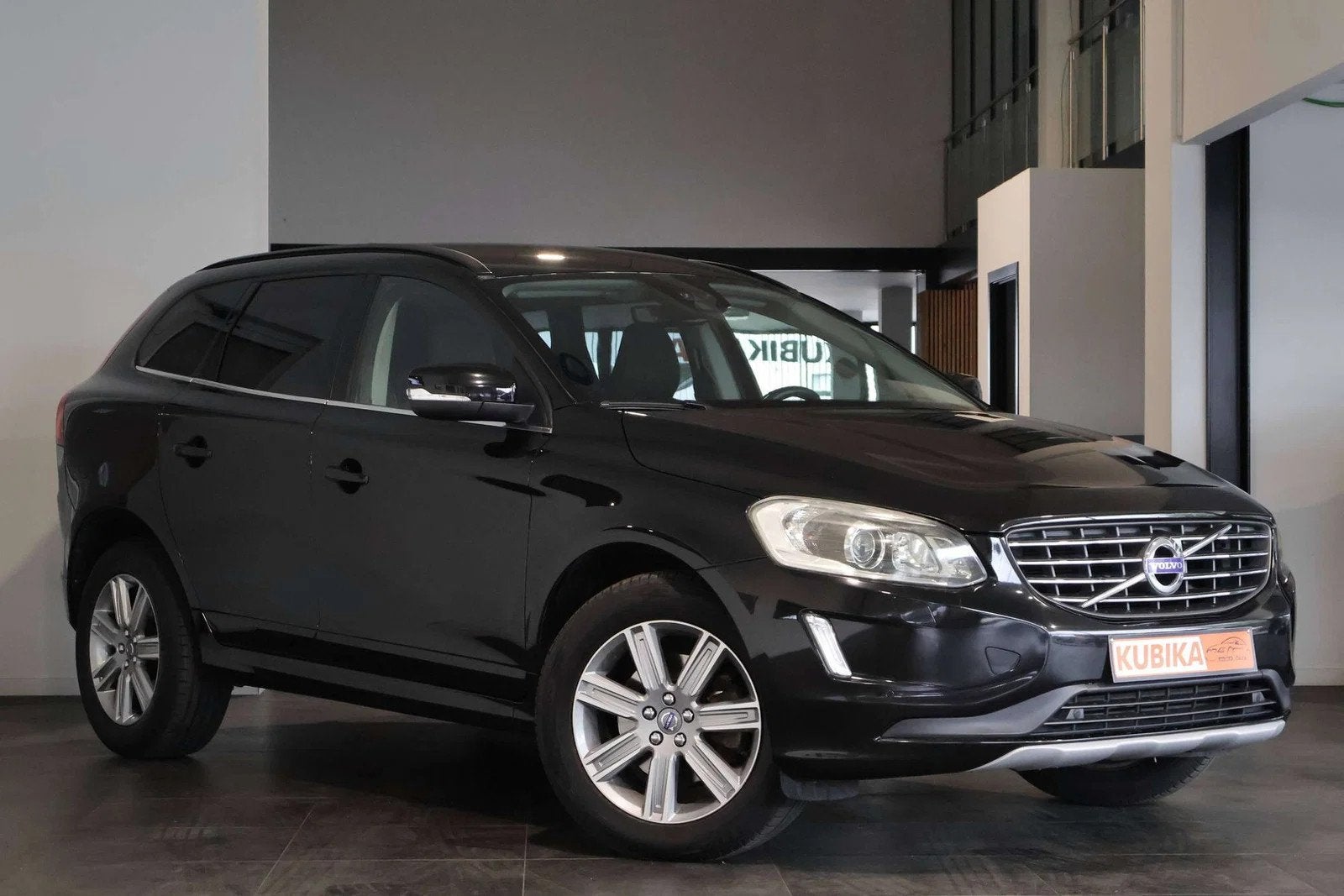 Volvo XC60 XC60 2.0 D3 Kinetic Geartronic Memory Garantie*, Autos, Volvo, Entreprise, 5 portes, Automatique, Tissu