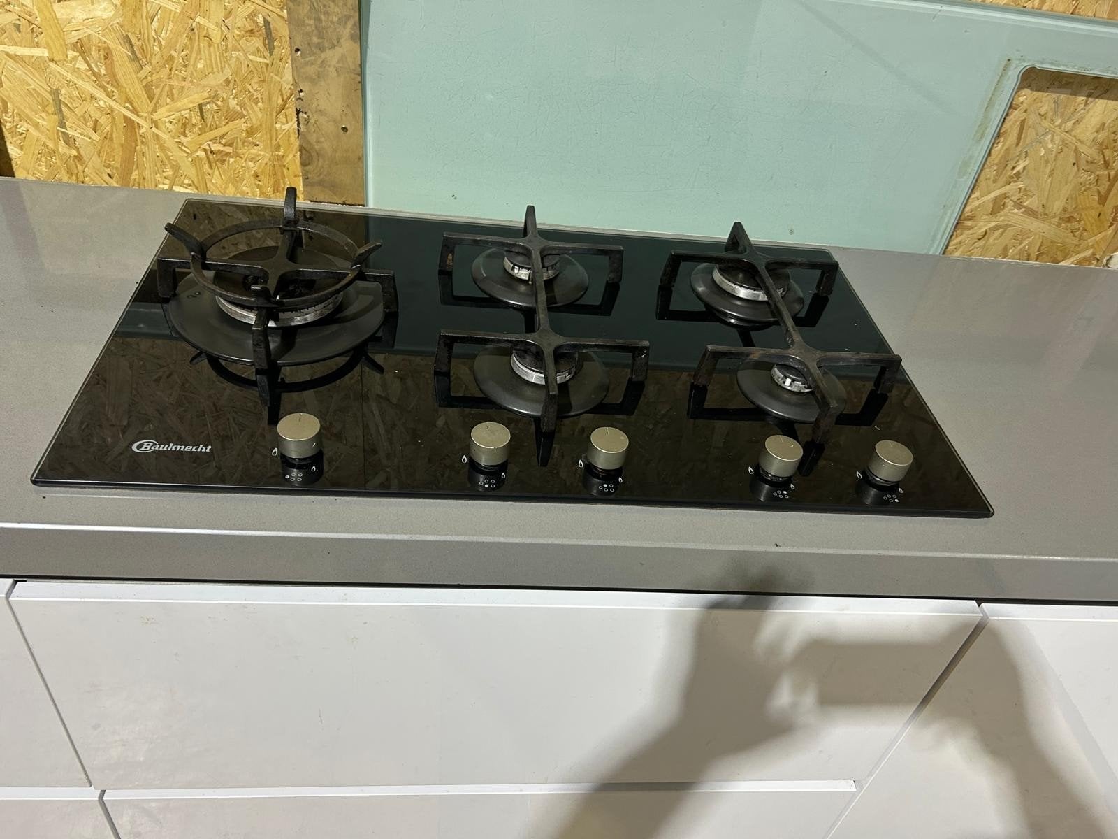 Taque au gaz en verre Bauknech dans un très bon état, Electroménager, Tables de cuisson, Gaz