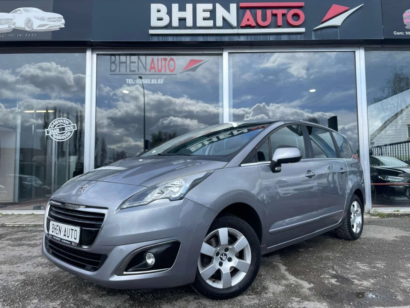 Peugeot 5008 5places/CAMERA/RADAR AV AR/AIRCO/GARANTIE 12 MO, Argent ou Gris, Achat, Entreprise, Boîte manuelle