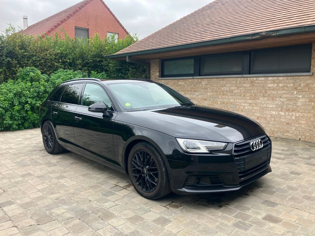 Audi A4 Avant 2017, Auto's, Automaat, Euro 6, A4, Zwart