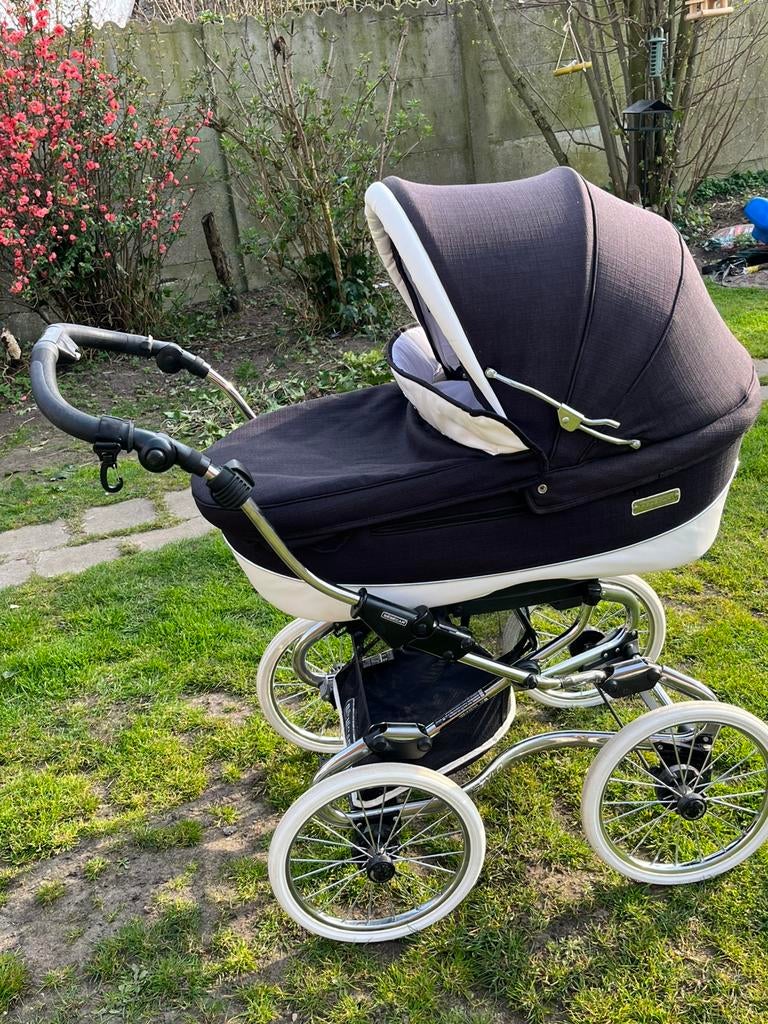 Bébécar Stylo kinderwagen, zwart-wit., Kinderen en Baby's, Kinderwagens en Combinaties, Ophalen, Zo goed als nieuw, Kinderwagen