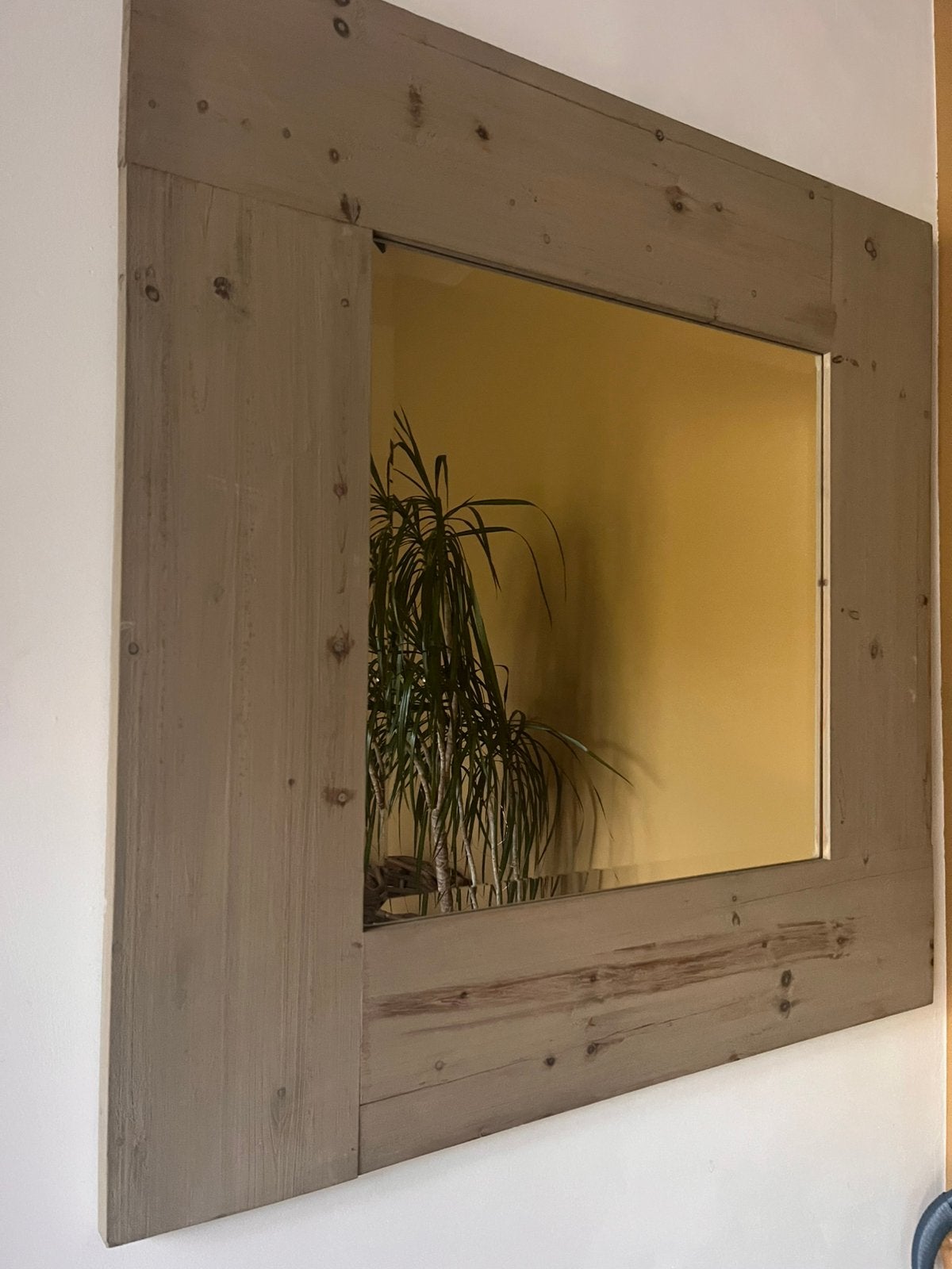 Twee identieke grote geslepen spiegels met houten omlijsting, Ophalen, Zo goed als nieuw