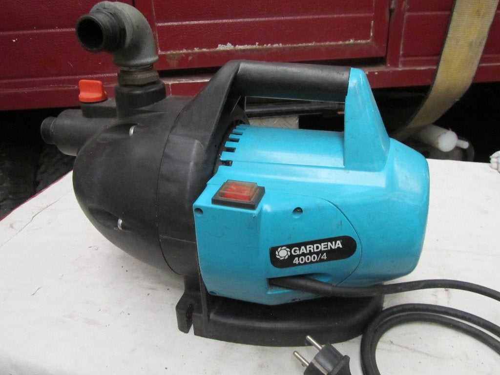 Pompe à eau Gardena 4000/4, Jardin & Terrasse, Pompes à eau, Enlèvement, Comme neuf, Électrique, Autres types