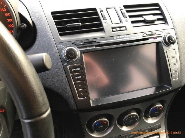 KIT NAVIGATION GPS Mazda 3 Sport (BL14 / BLA4 / BLB4), Hitdorfer Straße 73
51371  Leverkusen, DE, Mazda, Utilisé, Info@mazda.de