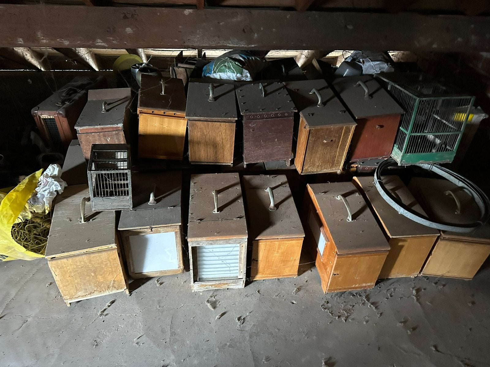 Lot vinkenkooien, Ophalen, Gebruikt, Hout, Vogelkooi