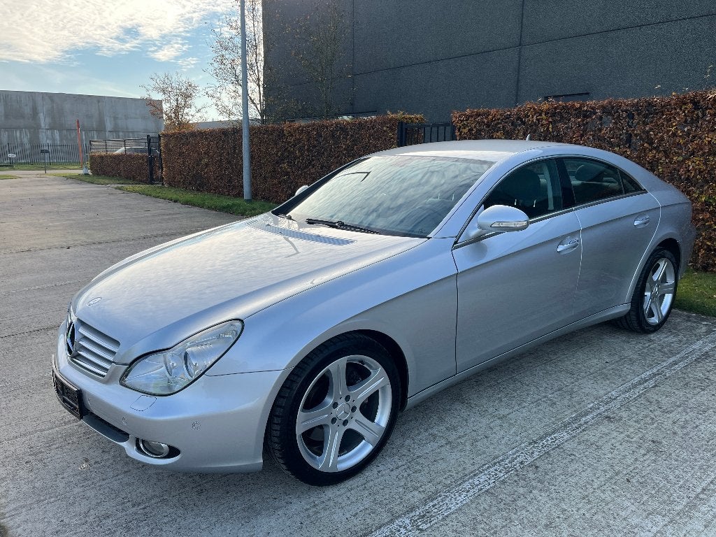 Mercedes-Benz CLS 350 CGI benzine – 143.694 km – 2007 – OHB, Auto's, Automaat, Achterwielaandrijving, Zwart, Leder