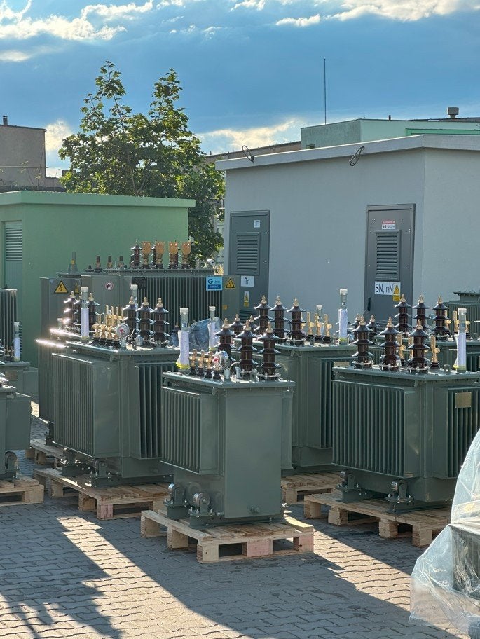 Transformateur 250 kVA 20 kV/410 V huile immergé Dyn11 neuf, Enlèvement, Neuf