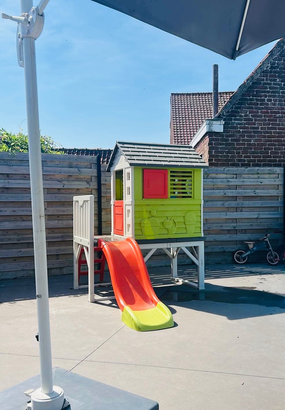 Speelhuisje - SMOBY, Enfants & Bébés, Jouets | Extérieur | Aires de jeux, Enlèvement, Utilisé, Toboggan